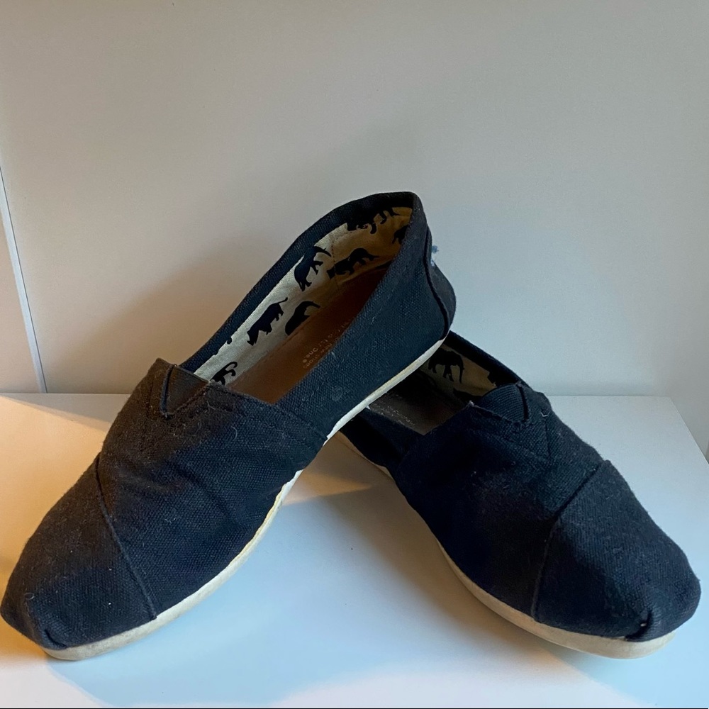 Black TOMS Size 8 - Picture 2 of 8